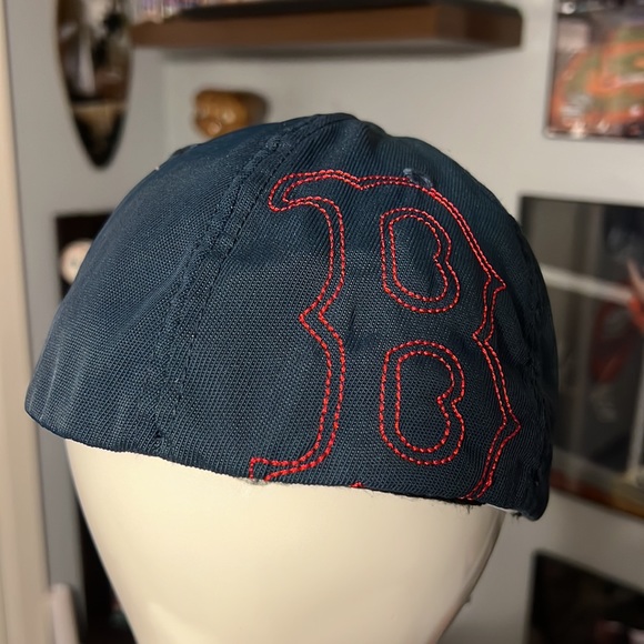 Well loved Red Sox Hat flex fit not sure of size but clean - Picture 3 of 7